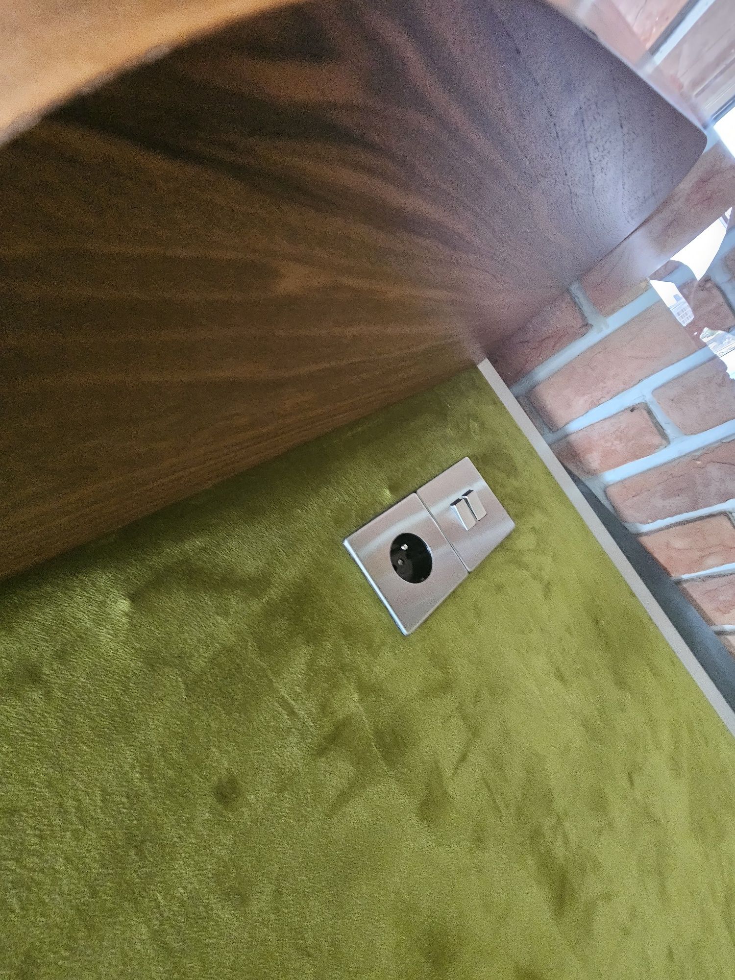 Budka telefoniczna biurowa.