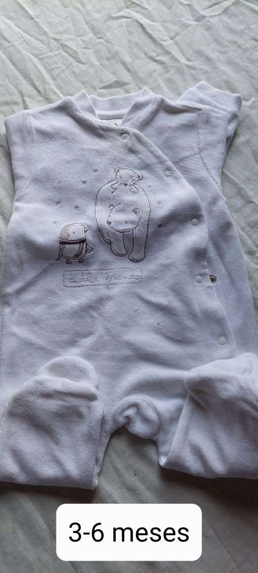 Roupa de bebe até aos 6 meses