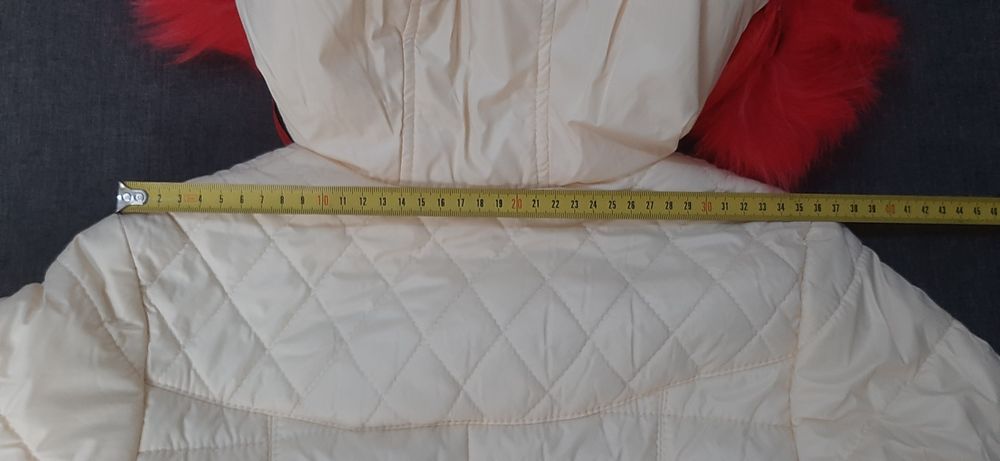 Демисезонне пальто для дівчинки 36 р.