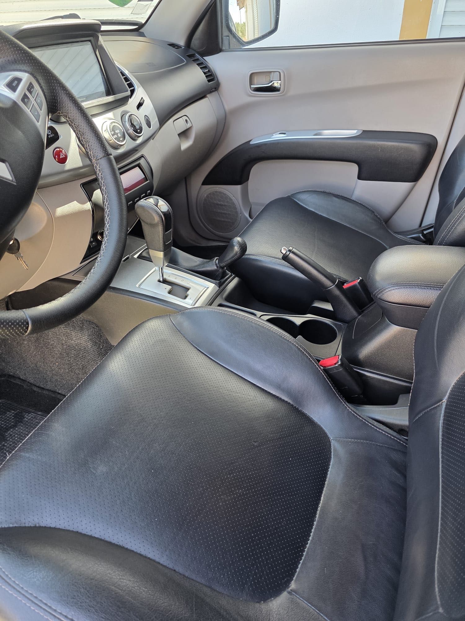 Mitsubishi L200 Strakar