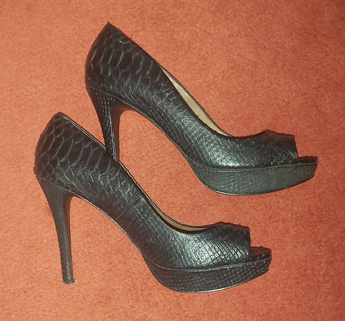 Peep Toe Cobra Preto