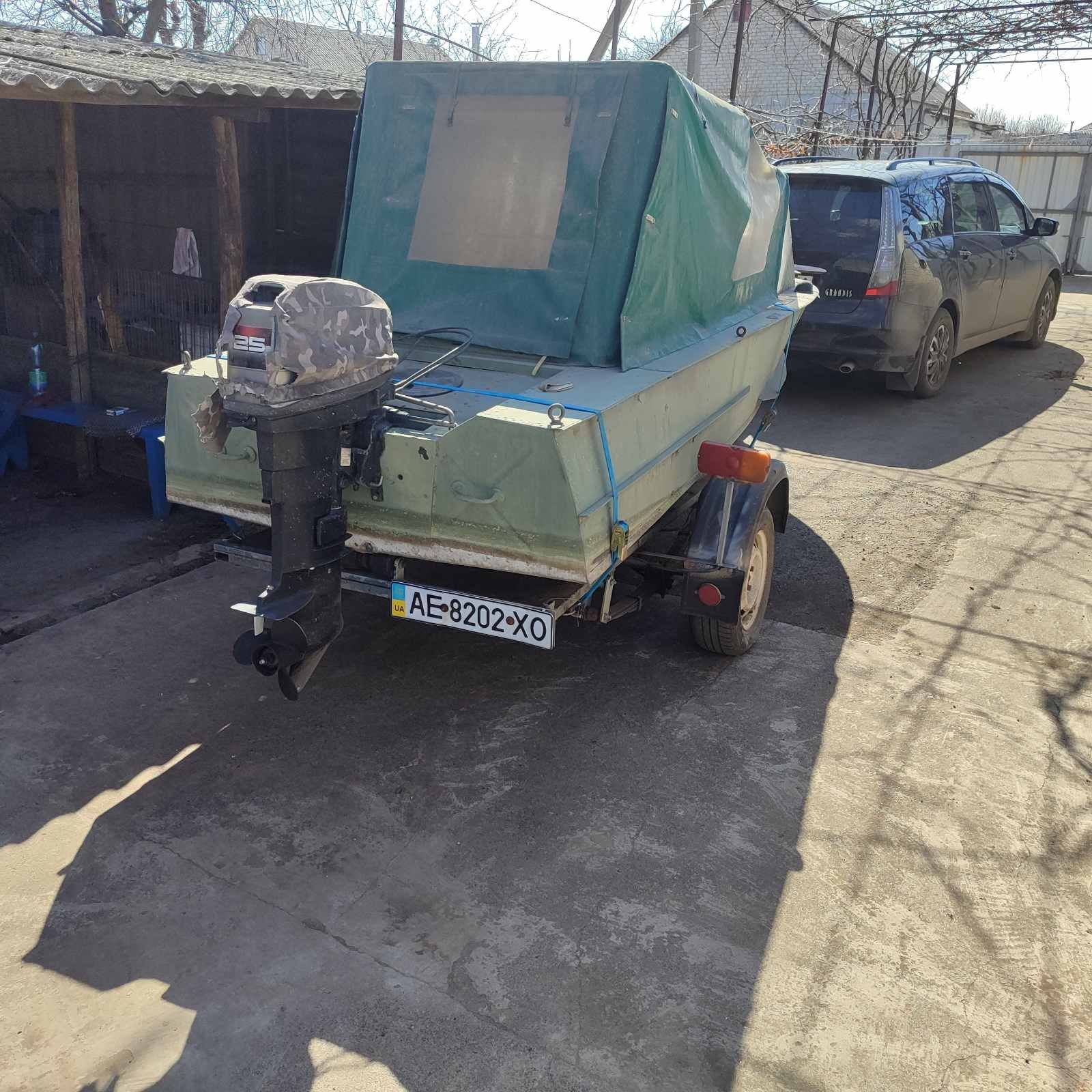 Лодка МКМ в хорошем состоянии.