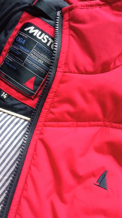 Musto-  ciepła kamizelka damska r.14