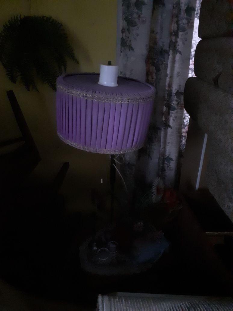 Lampka ze stolikiem z PRL