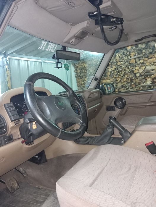 Land Rover Discovery 300