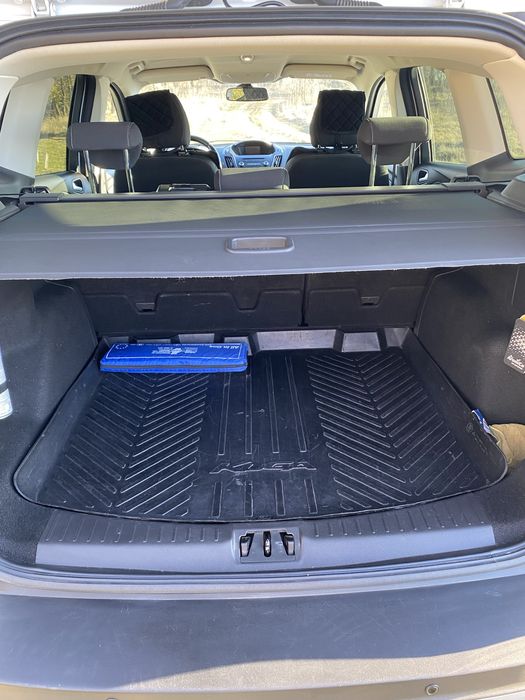 Продам Ford Kuga
