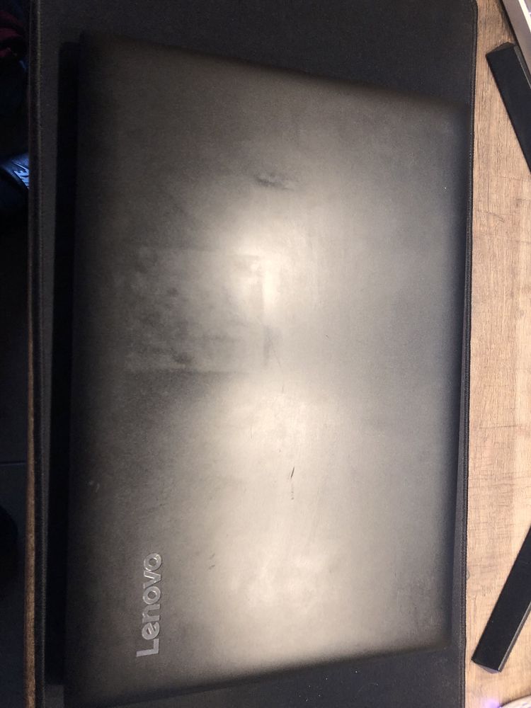 IDEAPAD 330-15ARR R5 2500U VEGA 8 8GB 256 SSD WIN 10 gratis torba
