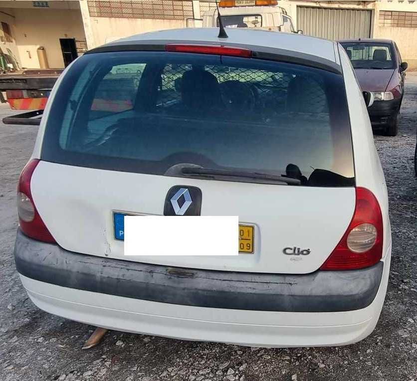 Para peças Renault Clio II 1.5 DCI ano 2001