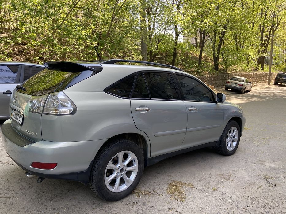 Продам Lexus RX350