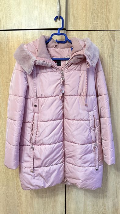 Пуховик зимовий р.46