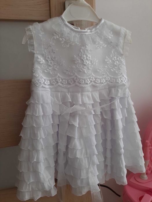Sukienka do chrztu rozm.68 bolerko plus czapeczka, zestaw wiosna/lato