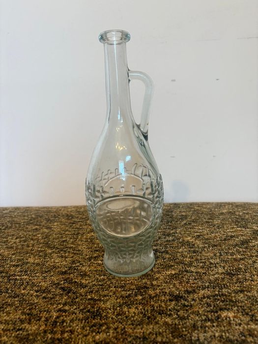 Karafka na olej lub inny napój