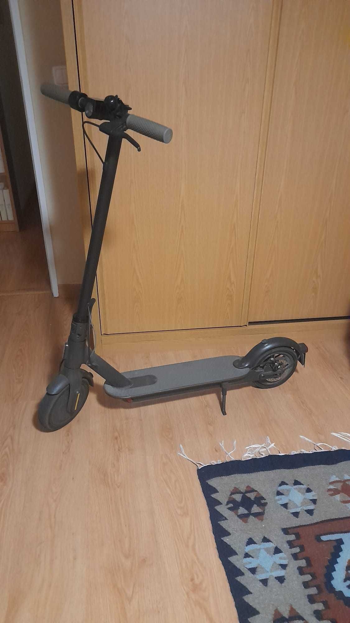 Trotinete Eléctrica Xiaomi Mi Scooter 1S COM GARANTIA