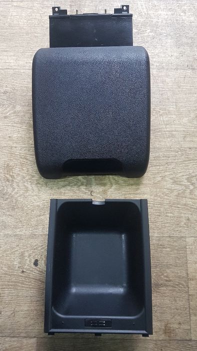 Podłokietnik przesuwny BMW E39