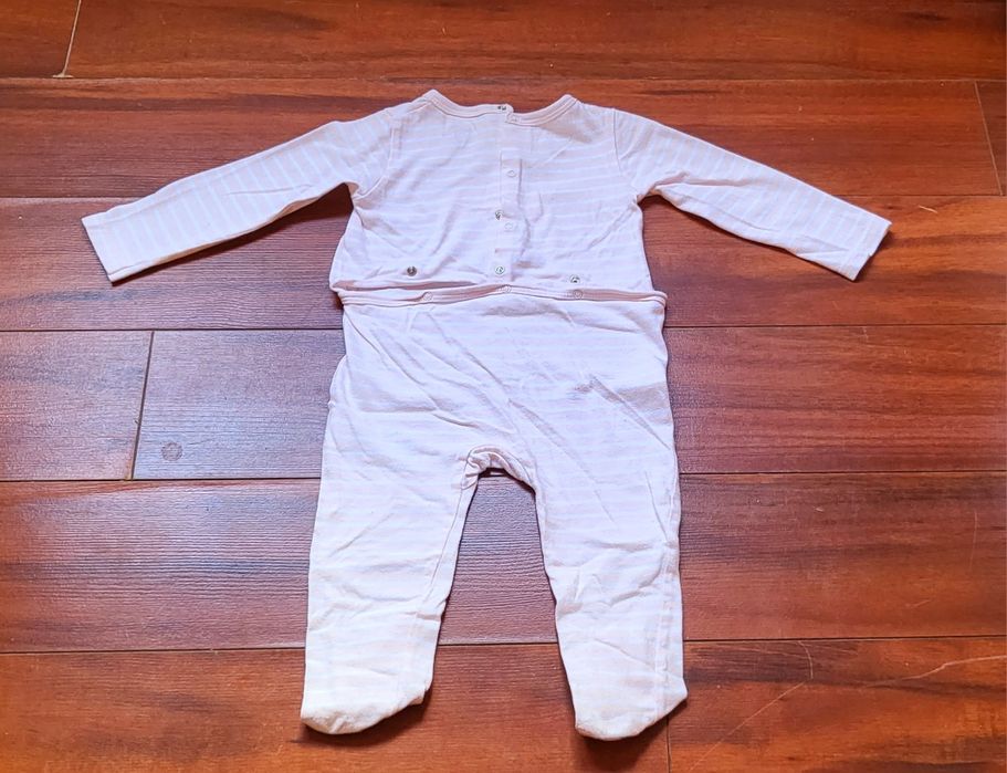 1 babygrow + 1 bodie 12-18 meses