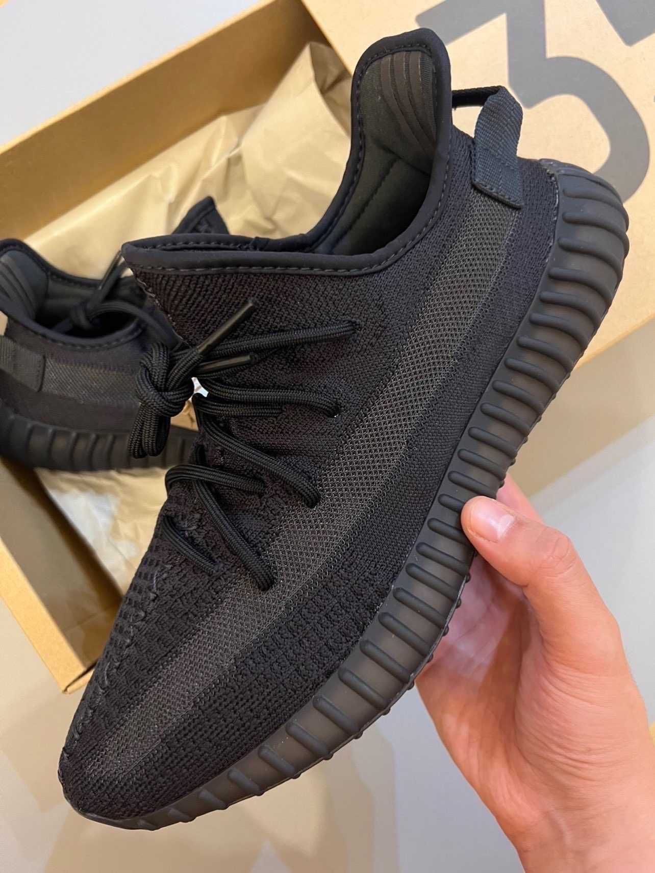 adidasYeezyBoost350V2StaticBlack EU.39