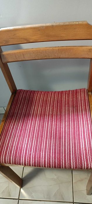 Krzesła tapicerowane z PRL-u (lata 70- te) - 5szt.