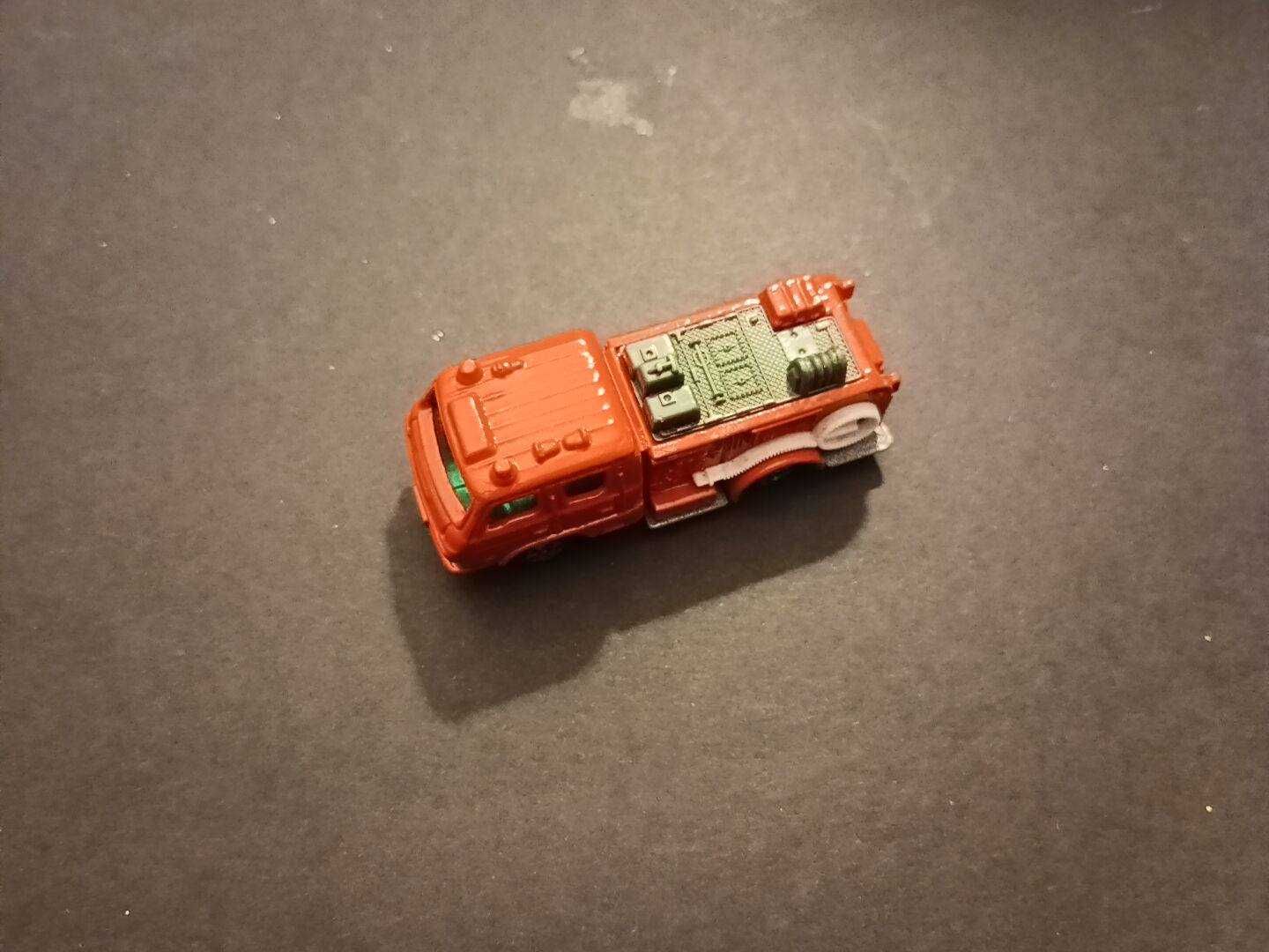 Miniatura bombeiros da Tomica