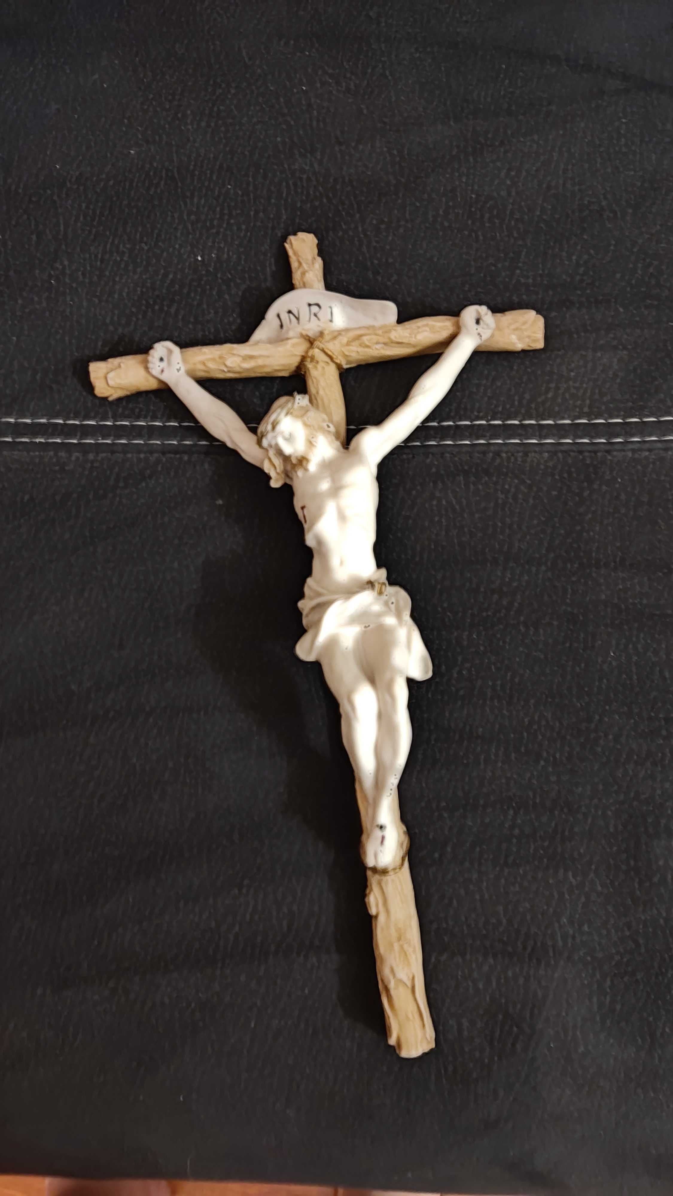 crucifixo em marfinite lindíssimo