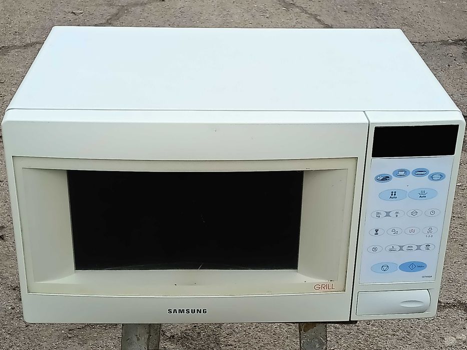 Микроволновая печь.  Отправка Новой Почтой / Укрпочтой.