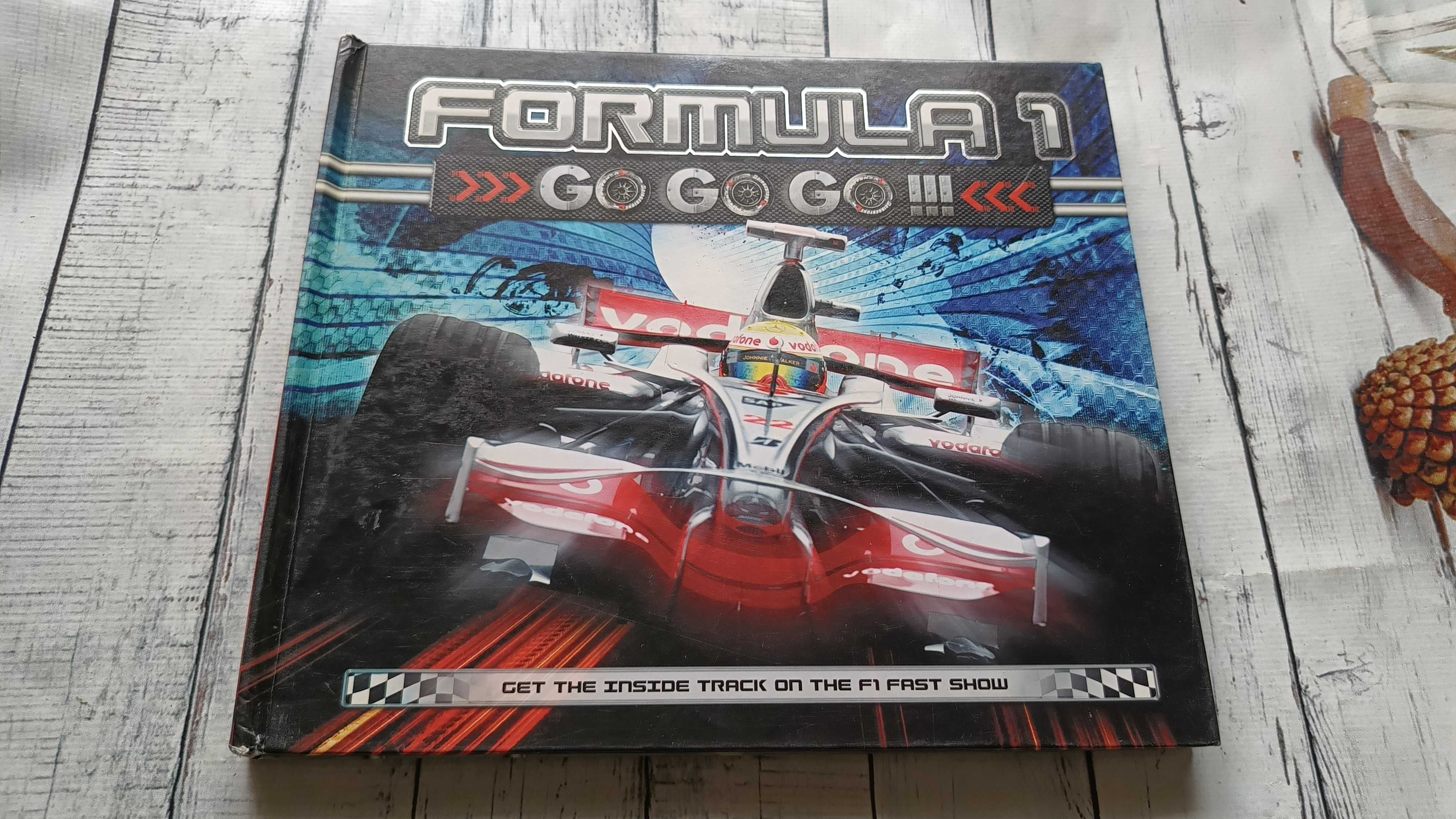 Дитяча книга англійською Formula 1 Go Go Go.
