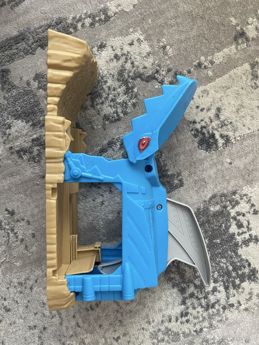 Трек пусковий Хот вілс Акула Монстр- трак