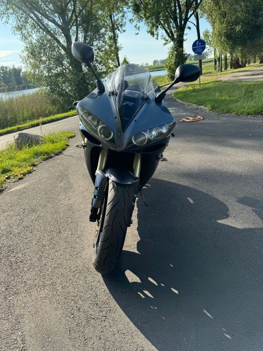 Yamaha r1 2007r pojemność silnika 1000 - ( 190km )