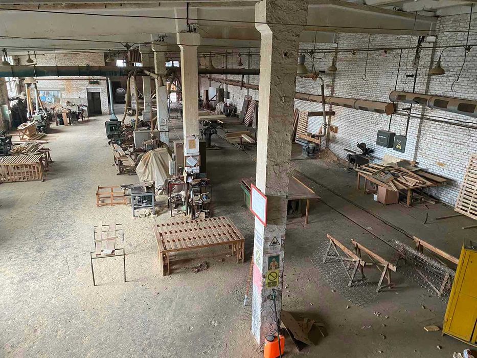 Оренда столярного цеху з деревообробним обладнанням