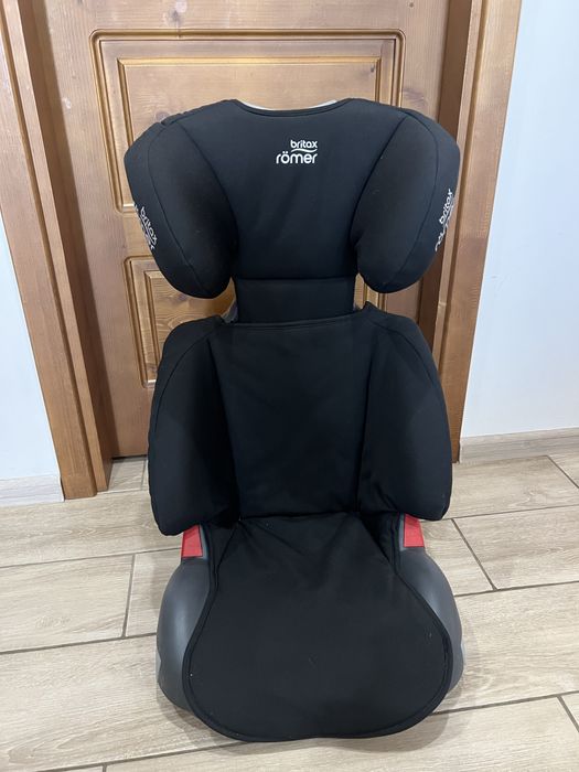 Автокрісло BRITAX-ROMER Adventure