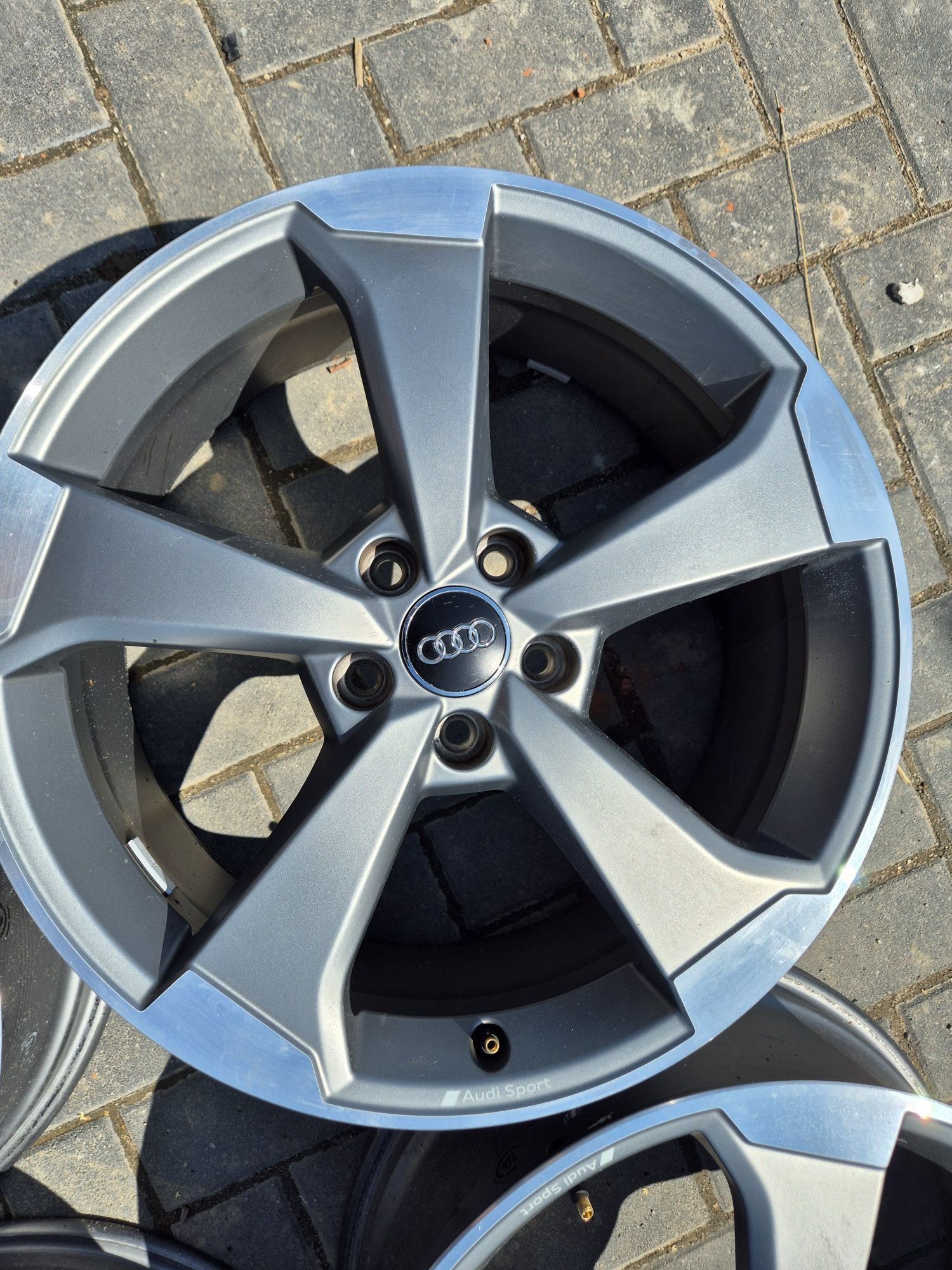 Audi RS3 S3 A3 8V 8Y A4 A6 5X112 8V0.601.025ET audi sport 8Jx19 ET49