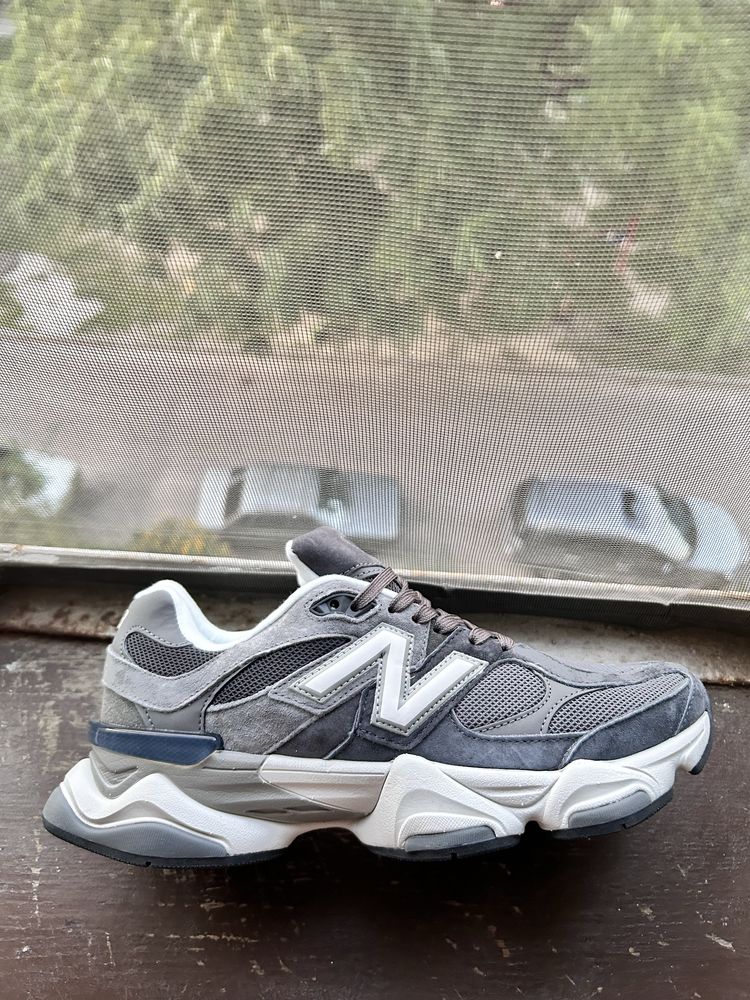 Чоловічі кросівки New Balance 9060 Grey