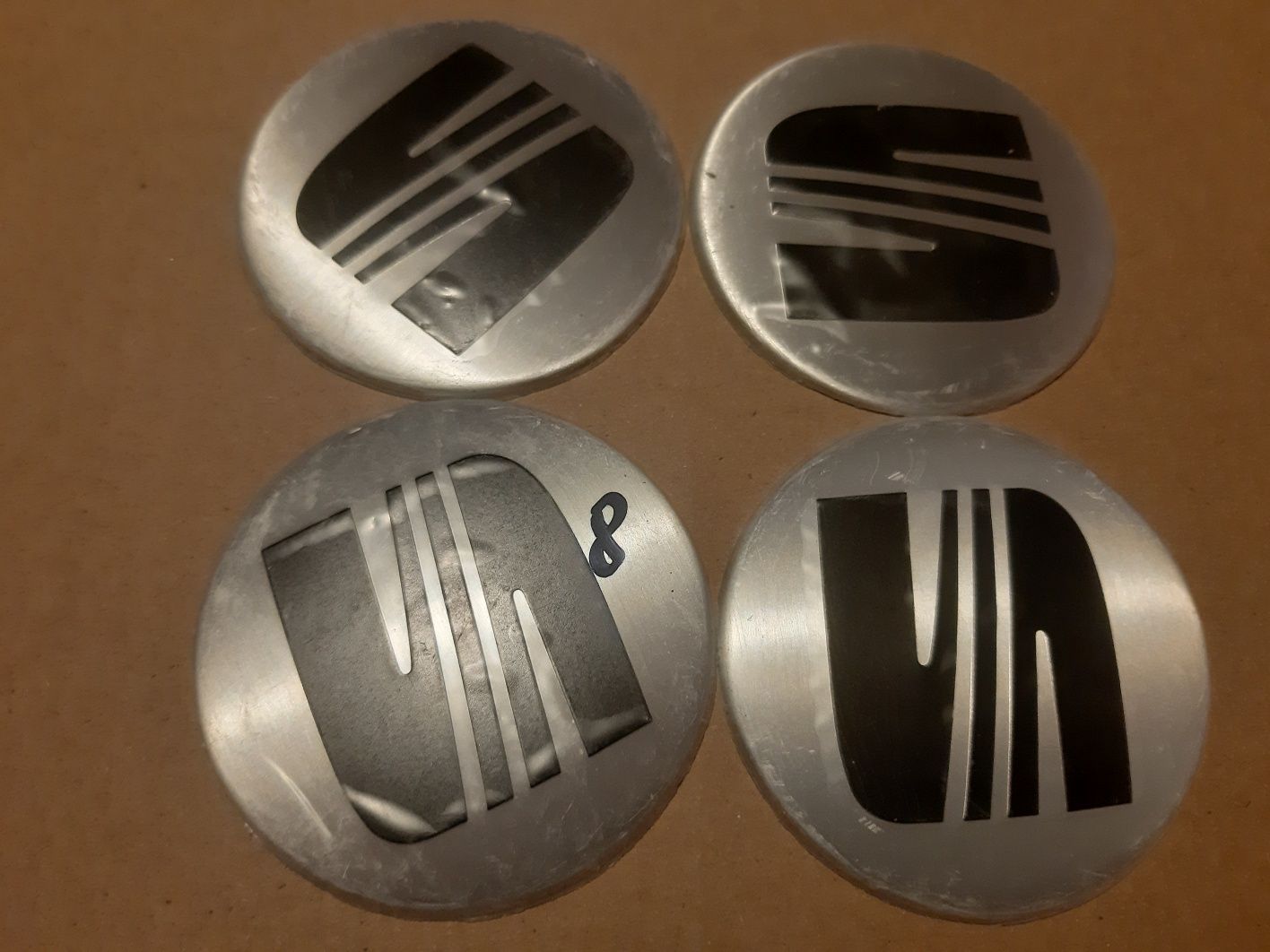 Naklejki emblematy seat 60mm