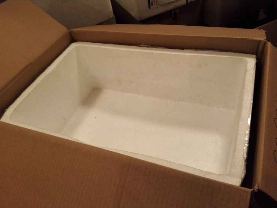 Karton kartony przeprowadzka pudełka pudła