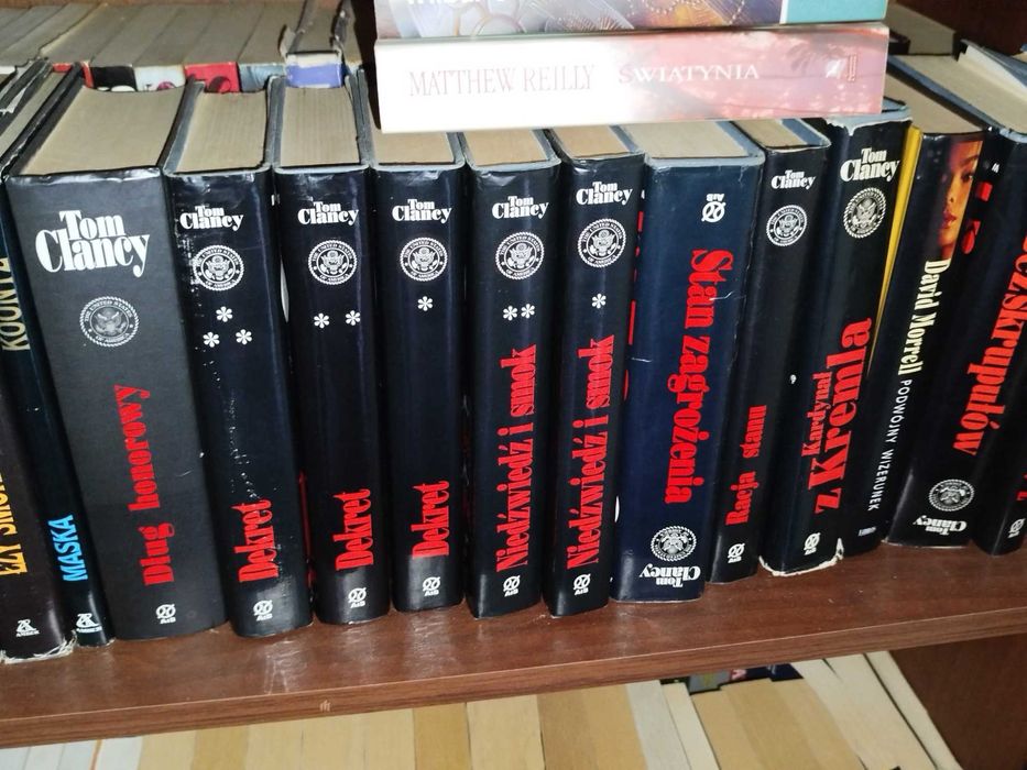 Książki, cale tomy, raz przeczytane. Tom Claney i inne