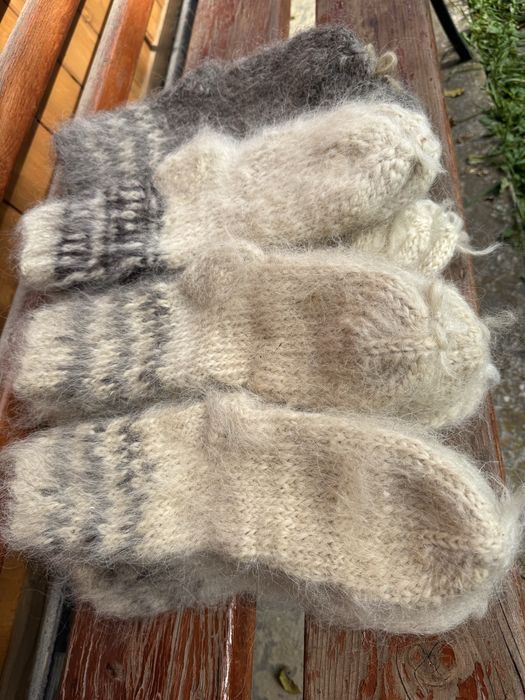 Вовняні шкарпетки , капці з овечої шерсті
