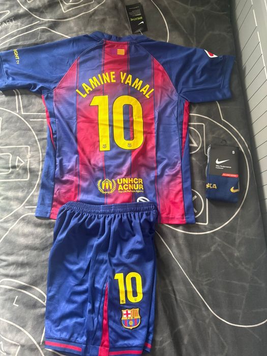 Strój komplet piłkarski Fc Barcelona Nike Lamine Yamal 10 Lewandowski