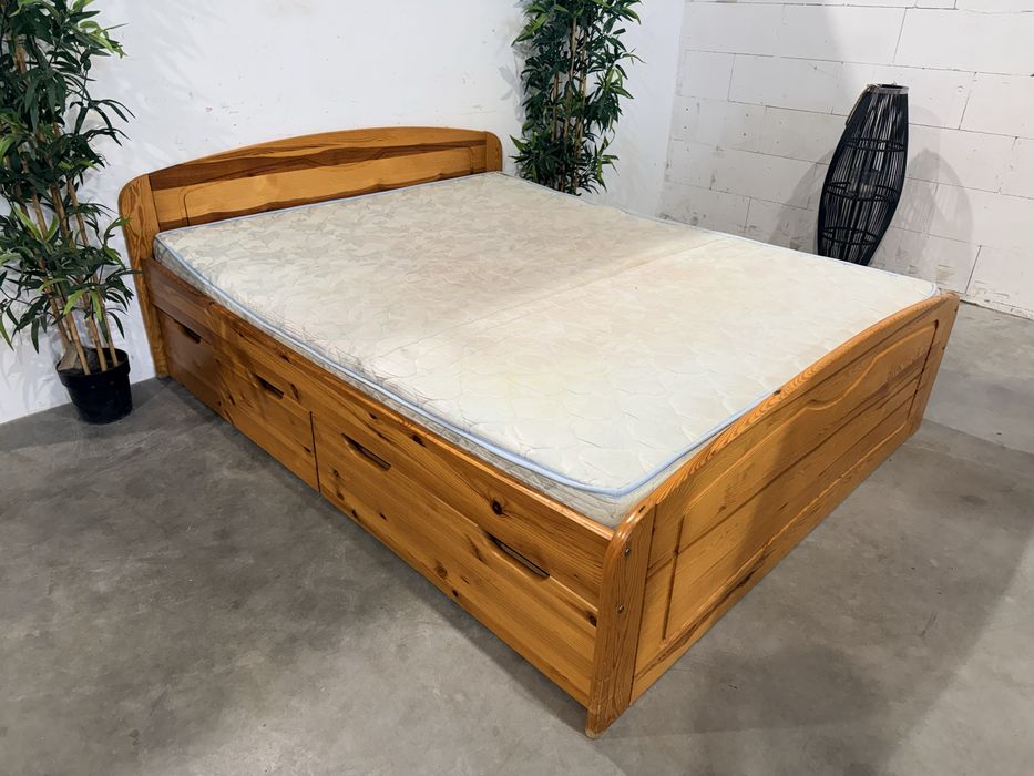 Łóżko sosnowe 160x200cm z szufladami, materac , stelaż. Dowóz