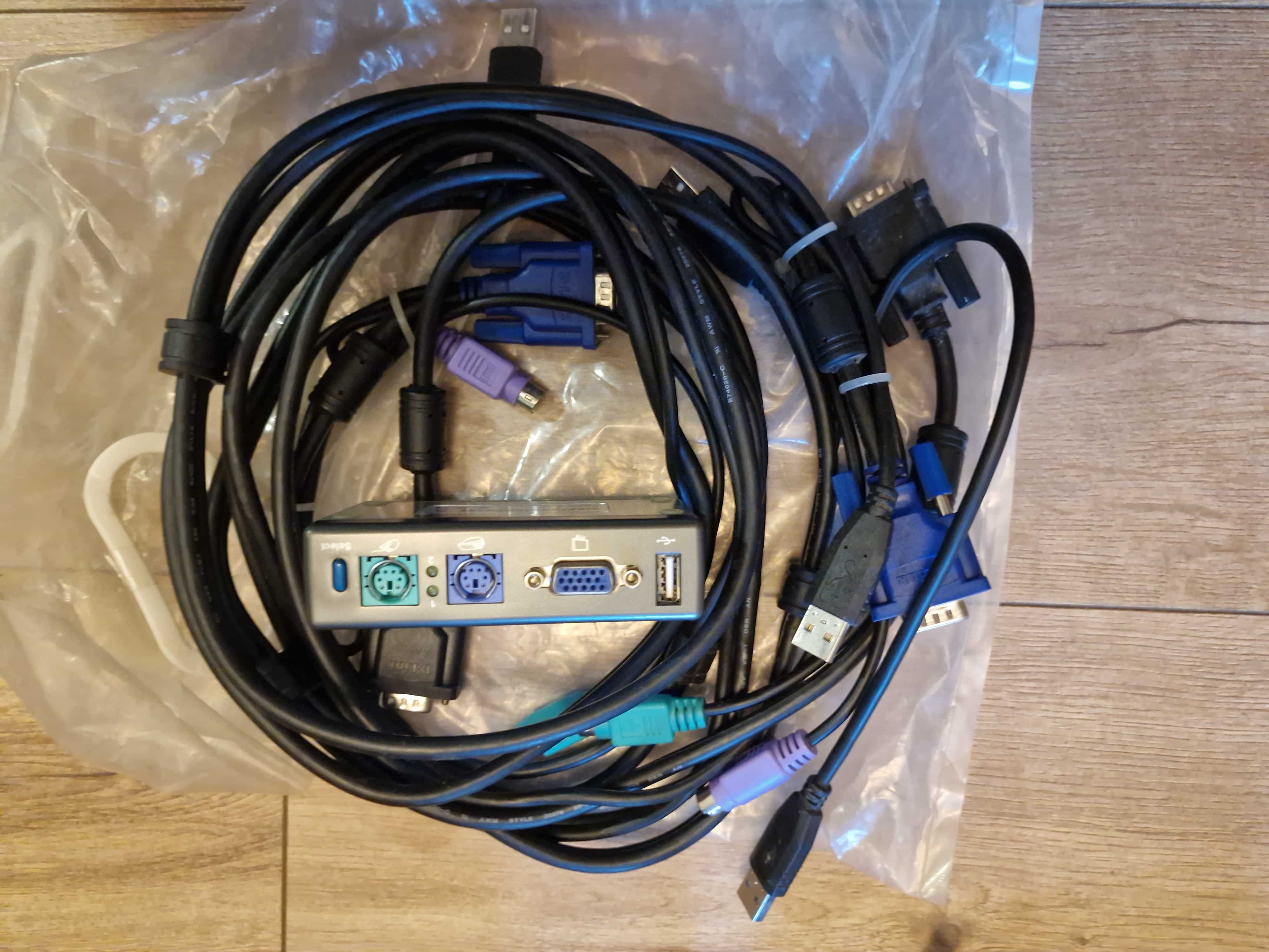 D-Link DKVM-2KU USB/PS/2 + VGA (2 komputery) 1,8m