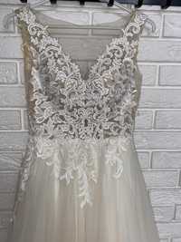 Piękna suknia ślubna Alicja z diamentami super stan