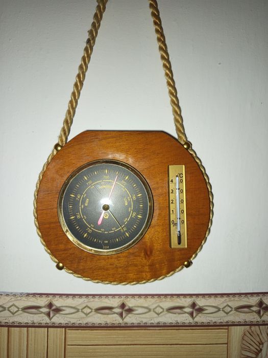 Барометр термометр ГДР