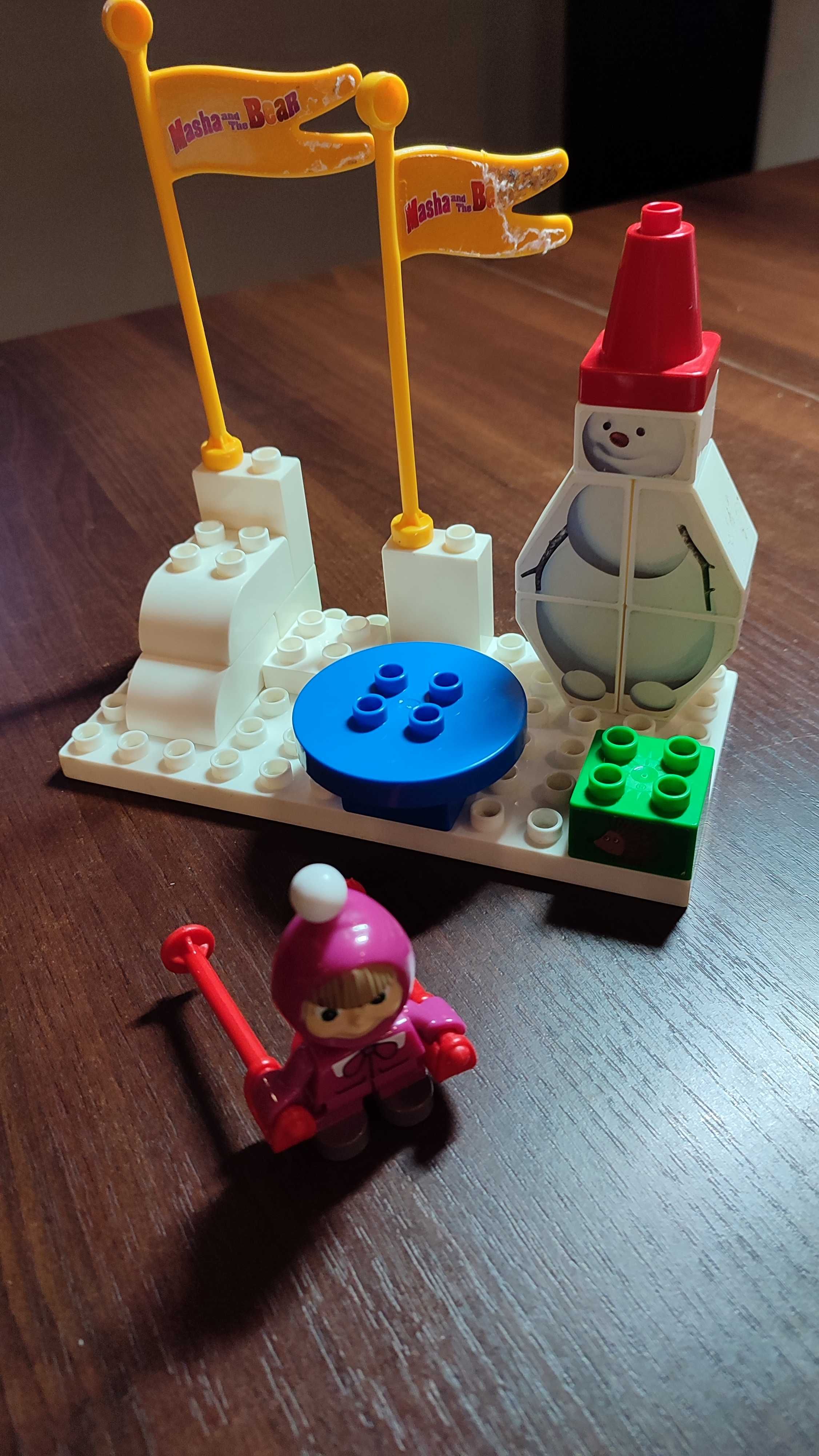 Klocki BIG (pasują do lego duplo) Masha i Niedzwiedź Zima - Zestaw
