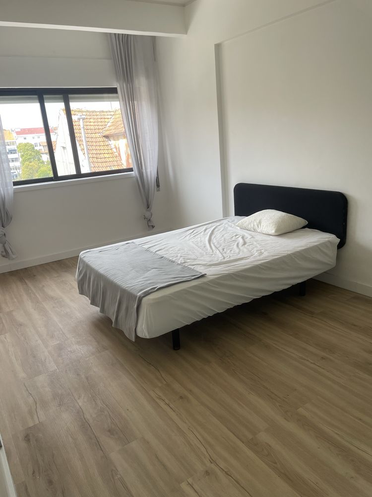 Quarto duplo ou casal para arrendar