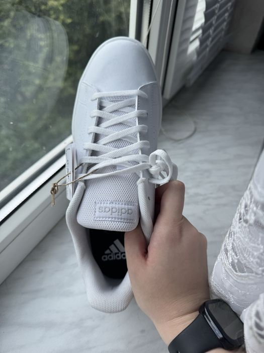 Кеди adidas advantage base