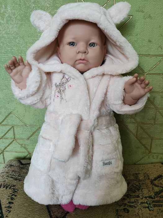 Гарний одяг для ляльок.