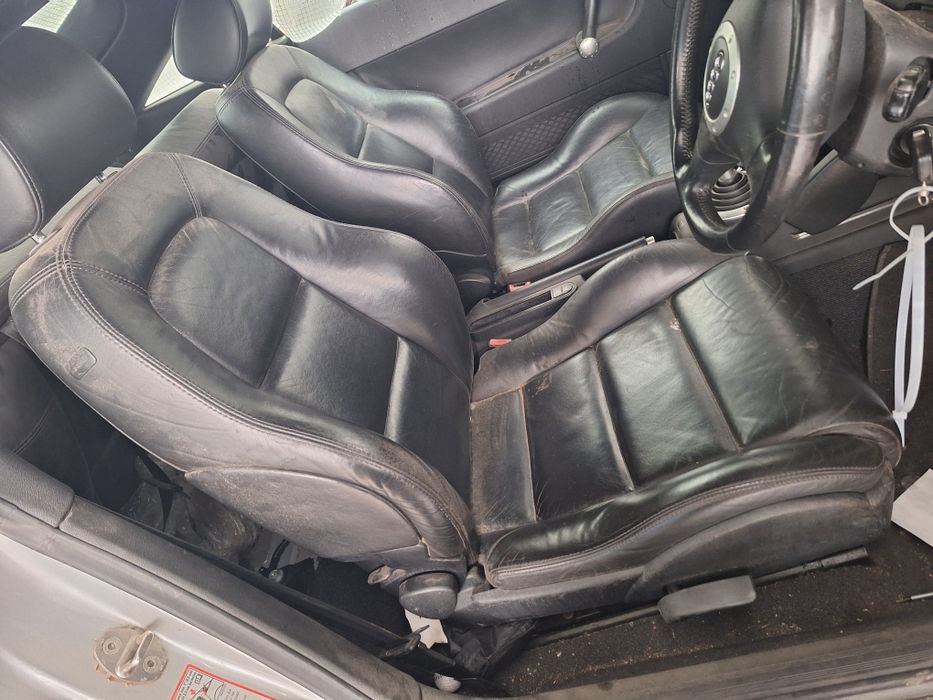 Fotele Audi TT 8N , podgrzewane 100% sprawne