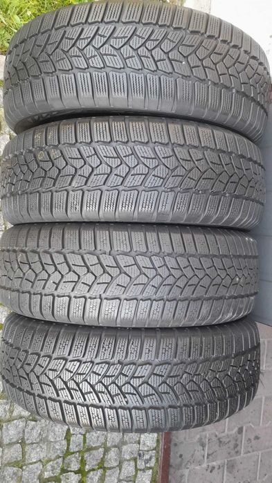 komplet opon zimowych marki Firestone 205/60/16 jak nowe