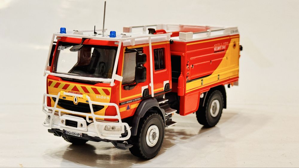 Bombeiros VFCI Renault 1:43