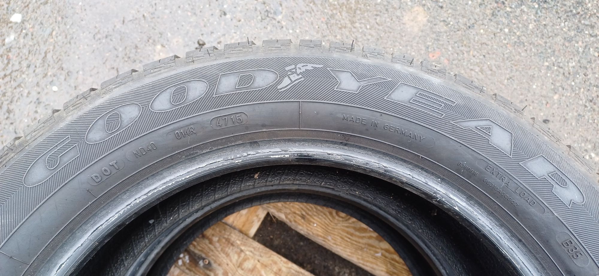 225/50R17 98H GOODYEAR , komplet opon wielosezonowych.