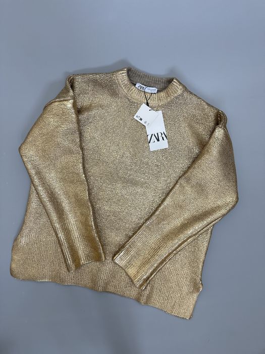 Стильний светр Zara