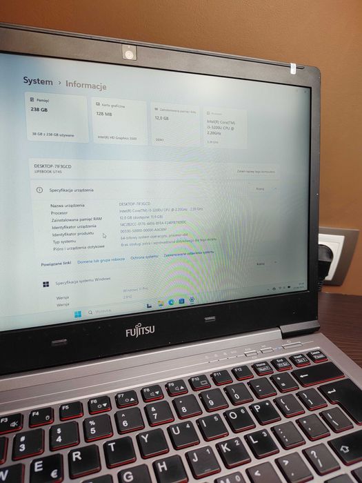 ULTRABOOK | LifeBook U745 | i5 | 12GB RAM | 256SSD | 4G LTE | Win11